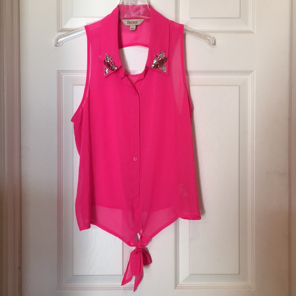 Sleeveless Sheer Blouse